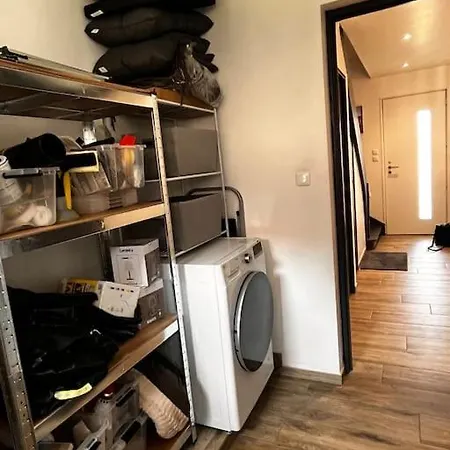 Maison Chaleureuse Avec Cheminee