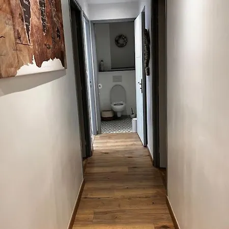 Maison Chaleureuse Avec Cheminee